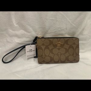 Coach wallet wristlet - BRAND NEW W TAGS!